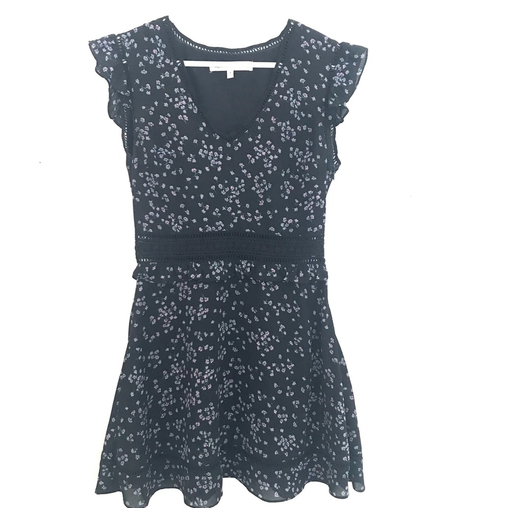 Cupcakes and Cashmere anthro mini dress 4 black florals ruffle sleeves crochet
